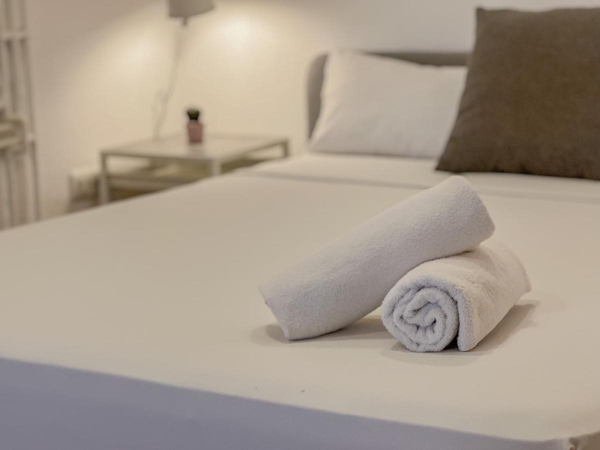 Centrico Apartamento Junto Al Cervantes Málaga Kültér fotó