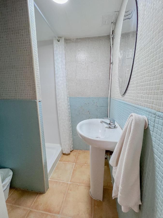 Centrico Apartamento Junto Al Cervantes Málaga Kültér fotó